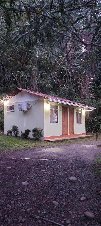 Hostal Y Cabinas Anita-And Rafting Tour! Siqurres Da Alegria Eksteriør bilde